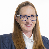 Joy Cowden Headshot